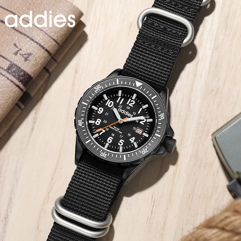 ADDIES 2026 新しいメンズスポーツクォーツ時計ナイ - Solar Powered Watch のレビューと価格