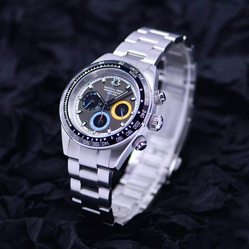 戦術的なカエルメンズ腕時計ステンレス鋼クロノグラフ腕時計サフ - Solar Powered Watch のレビューと価格