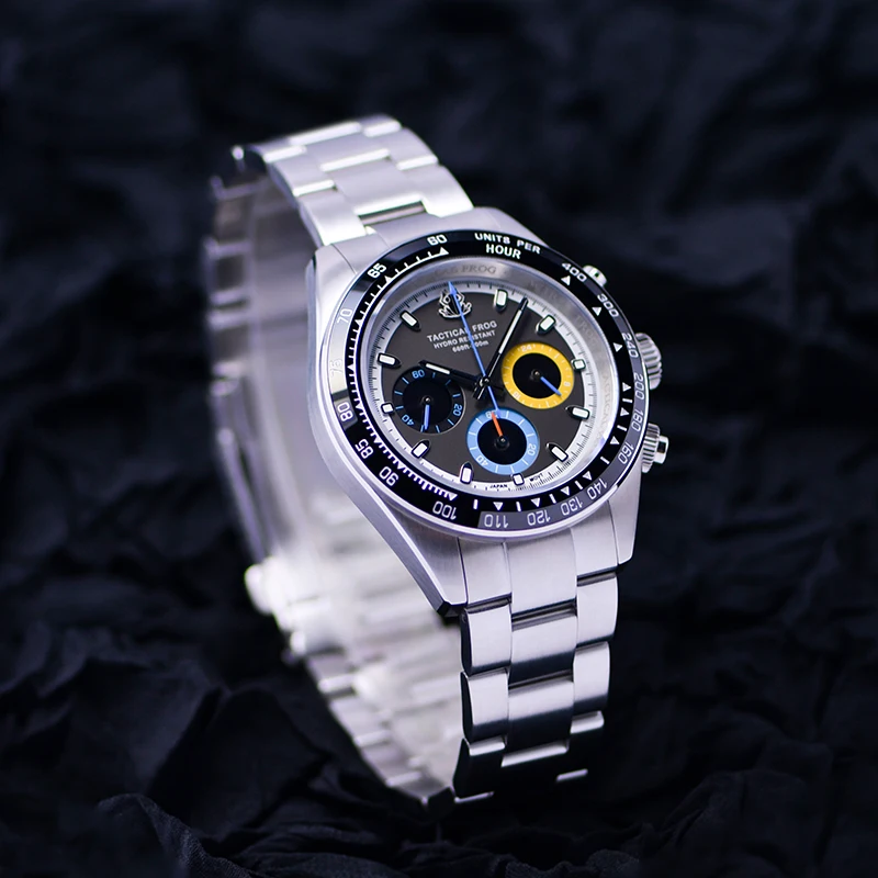 戦術的なカエルメンズ腕時計ステンレス鋼クロノグラフ腕時計サフ - Solar Powered Watch のレビューと価格