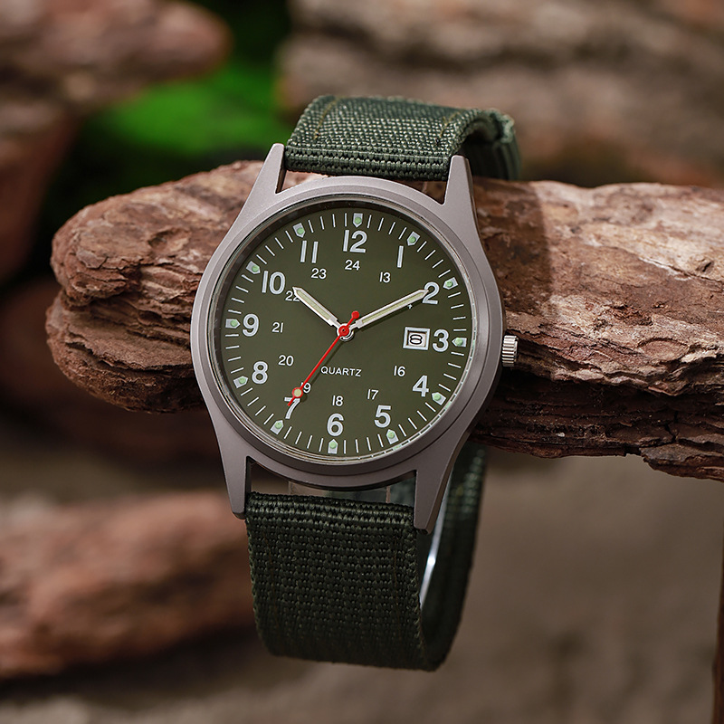 新しいキャンバス衣料品メンズ腕時計カジュアルファッション腕時 - Solar Powered Watch のレビューと価格
