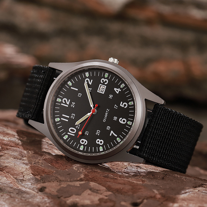 新しいキャンバス衣料品メンズ腕時計カジュアルファッション腕時 - Solar Powered Watch のレビューと価格